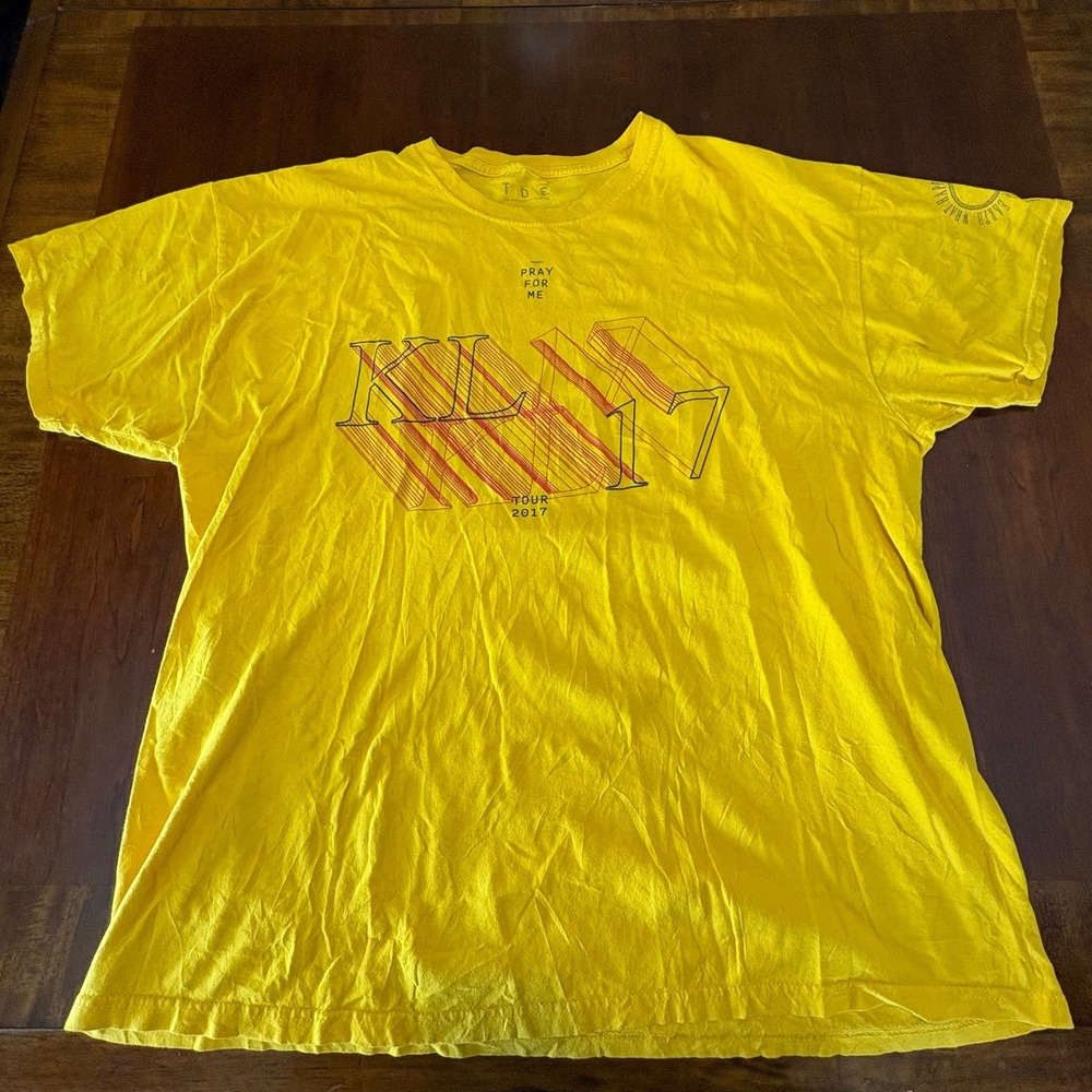 Kendrick Lamar DAMN Tour 2017 Yellow TDE Rap Tee XL Pray For Me Concert Shirt
